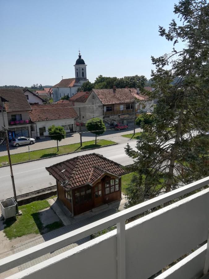 Apartman Simic - Stan Na Dan Bogatić Exteriér fotografie